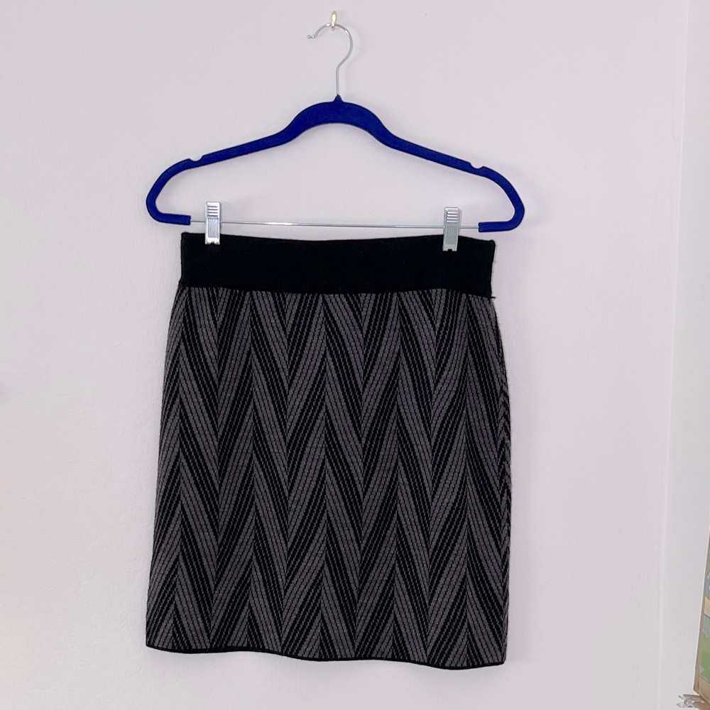 Willi Smith Washable Wool-Blend Skirt, size medium